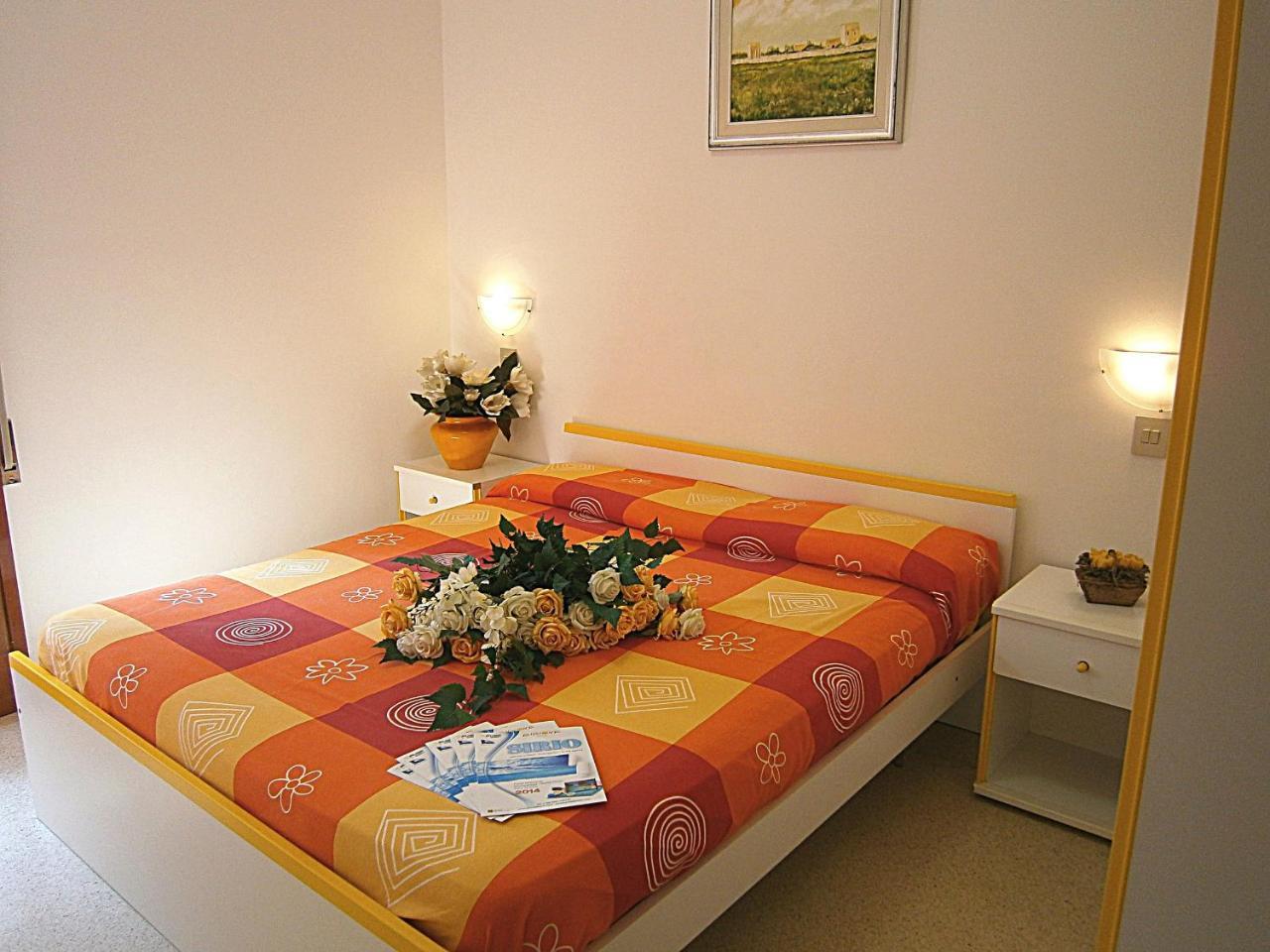 Castore Bibione Luaran gambar